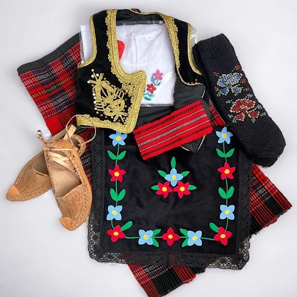 Serbian folk costume -1